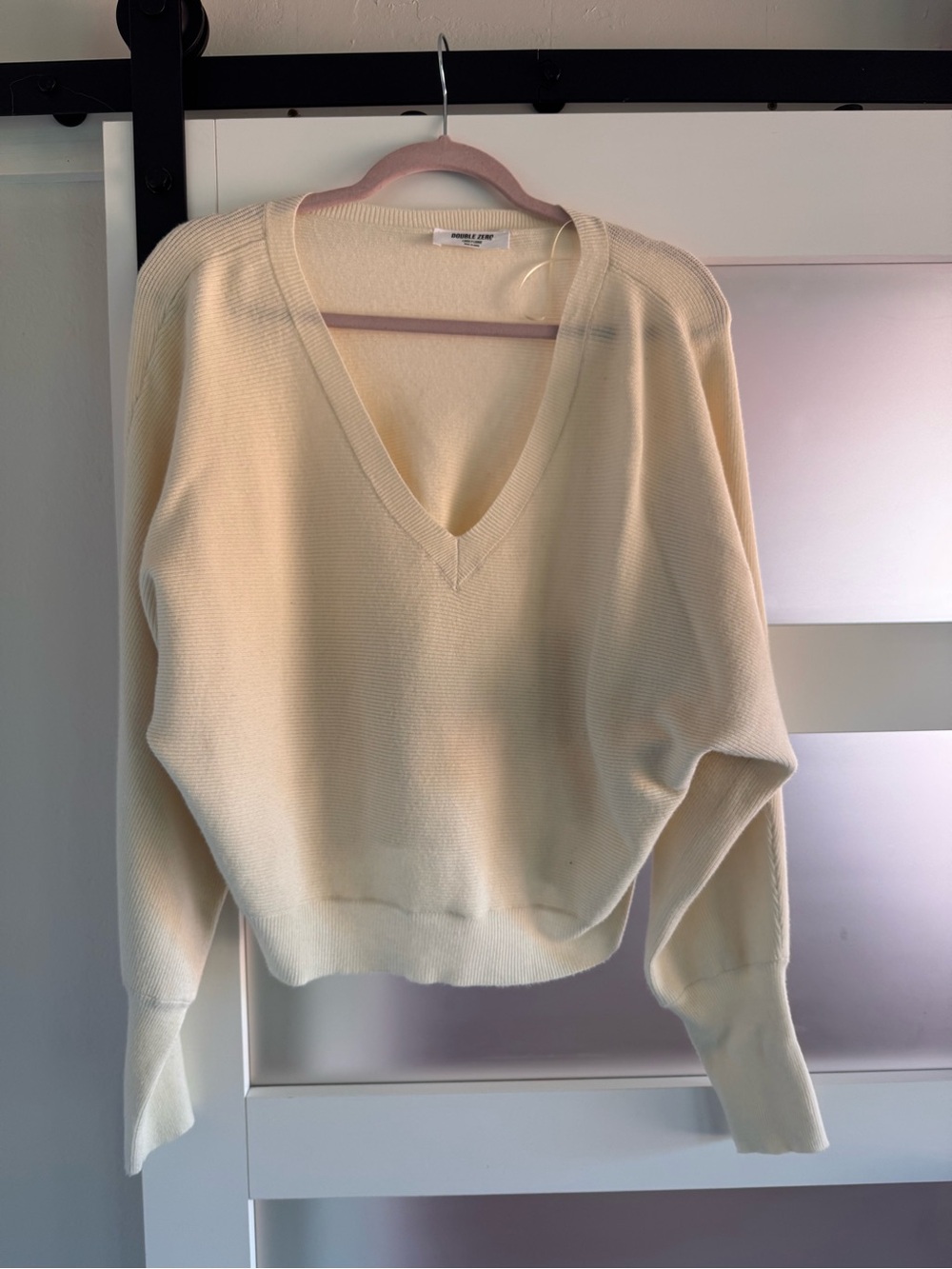 Women's V-Neck Lightweight Cream Sweater